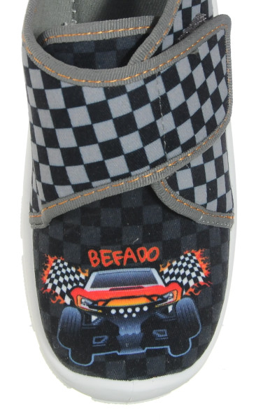 Fotogalerie: Befado 974X 974Y chlapec